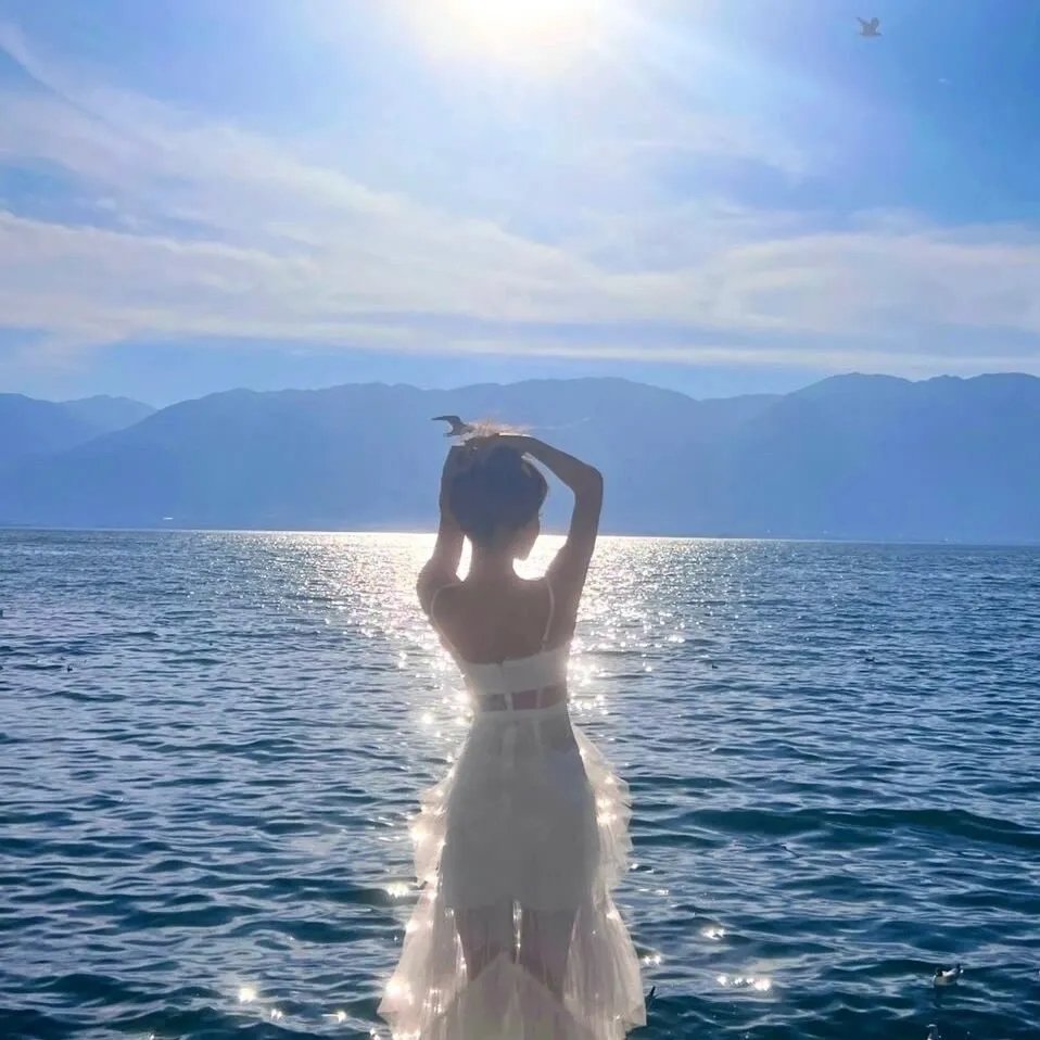 霍总重生后抱紧老婆不撒手